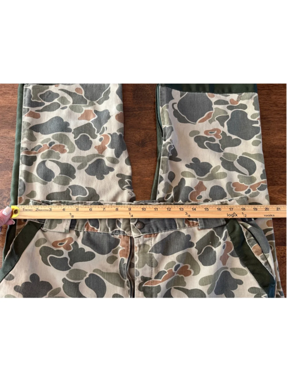 Vintage Men's 10X Hunting Pants size medium Green Camo Outdoor Utility Trousers